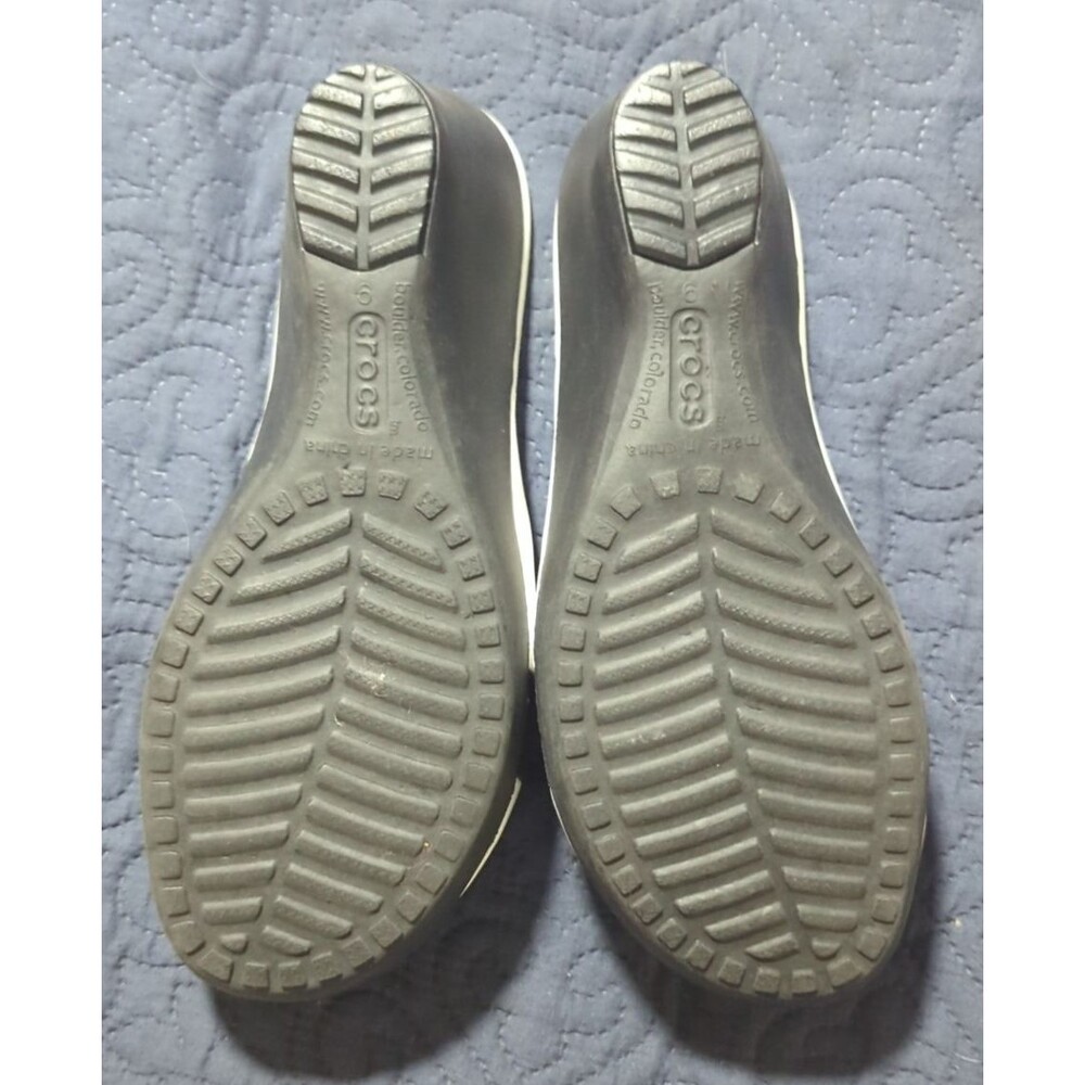 Crocs Sassari Wedge Sandal Heels Black White Women's Size 9 Slip On Casual Style - Picture 7 of 10